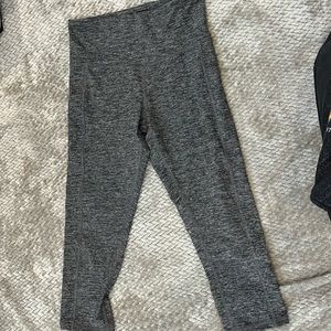 Grey Champion capri leggings